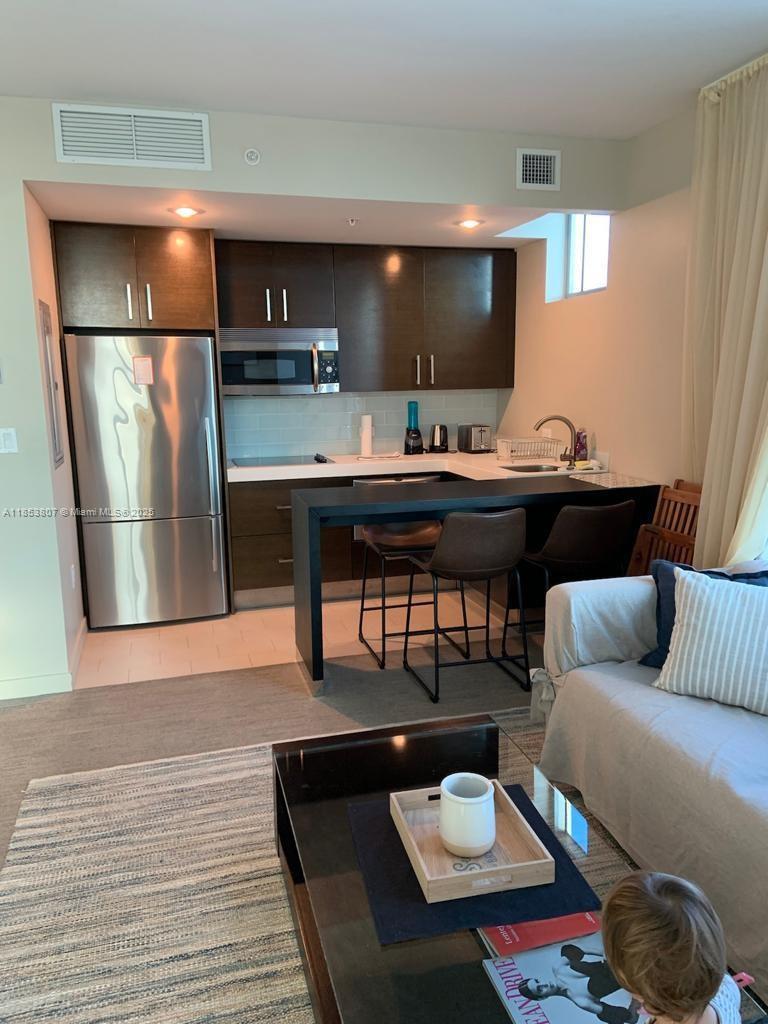 SOLE CONDO - Residential