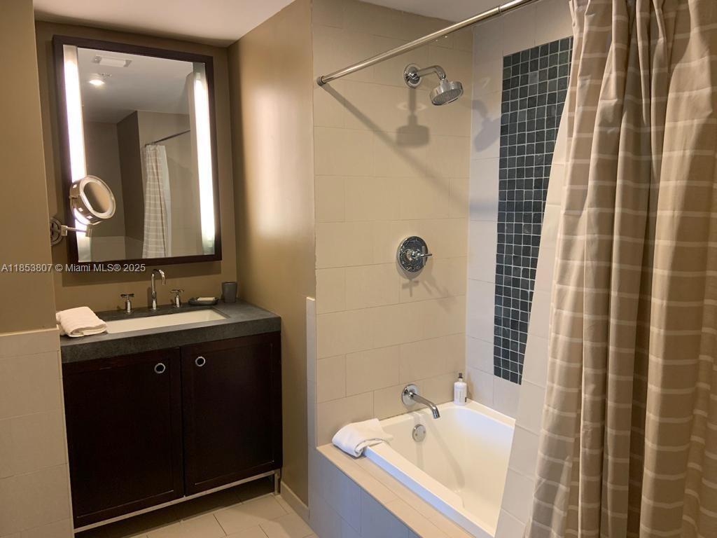 SOLE CONDO - Residential