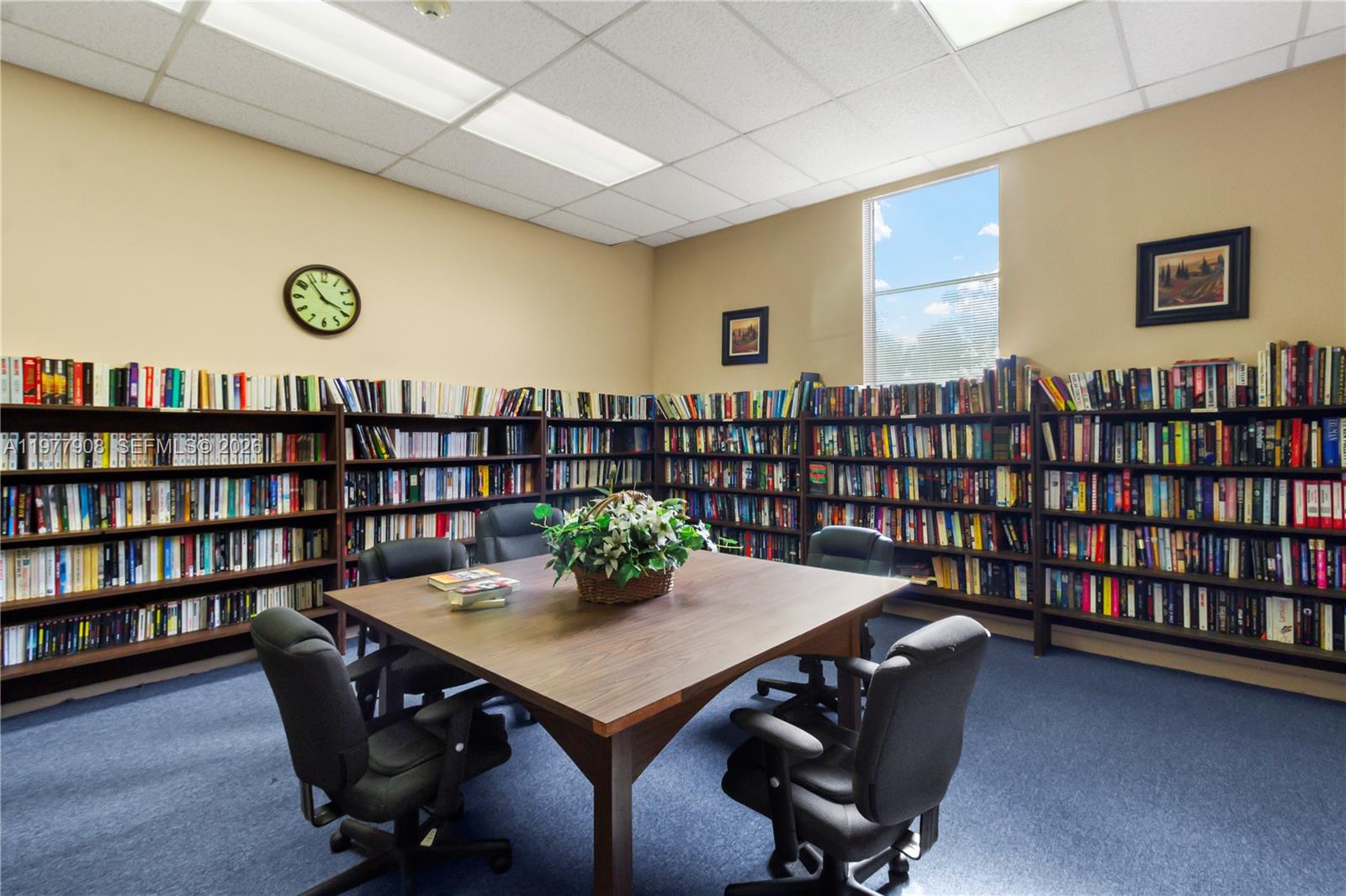 LAUDERDALE OAKS CONDO XV - Residential