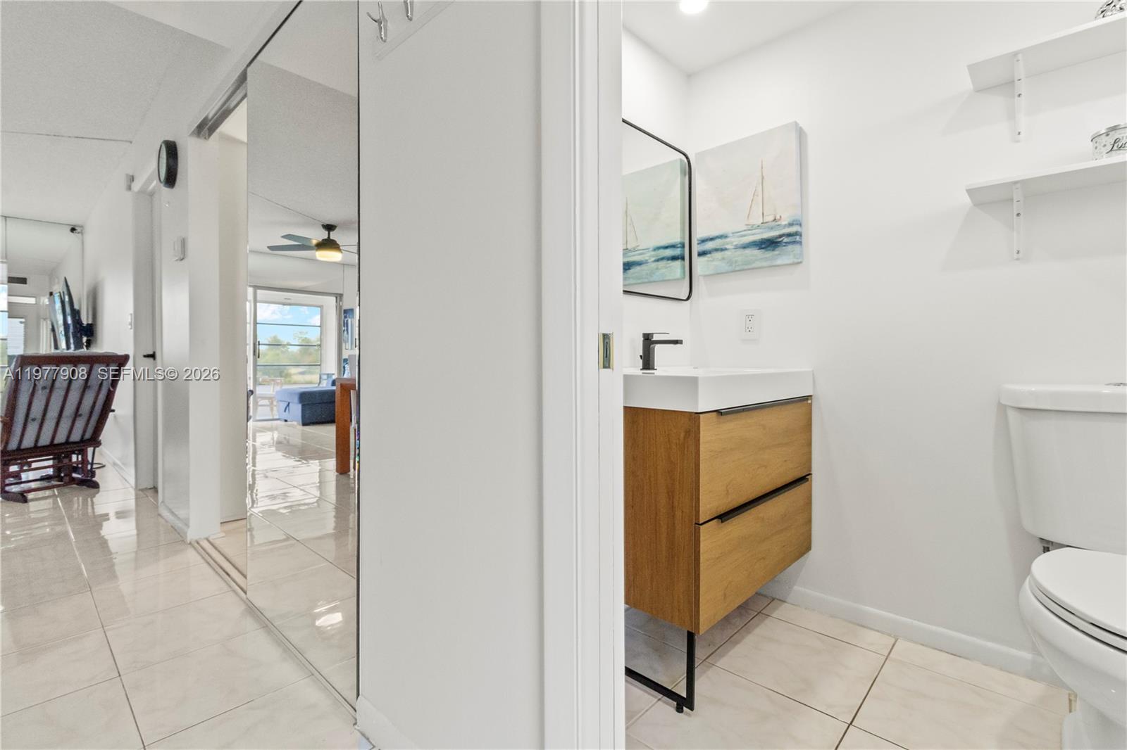 LAUDERDALE OAKS CONDO XV - Residential