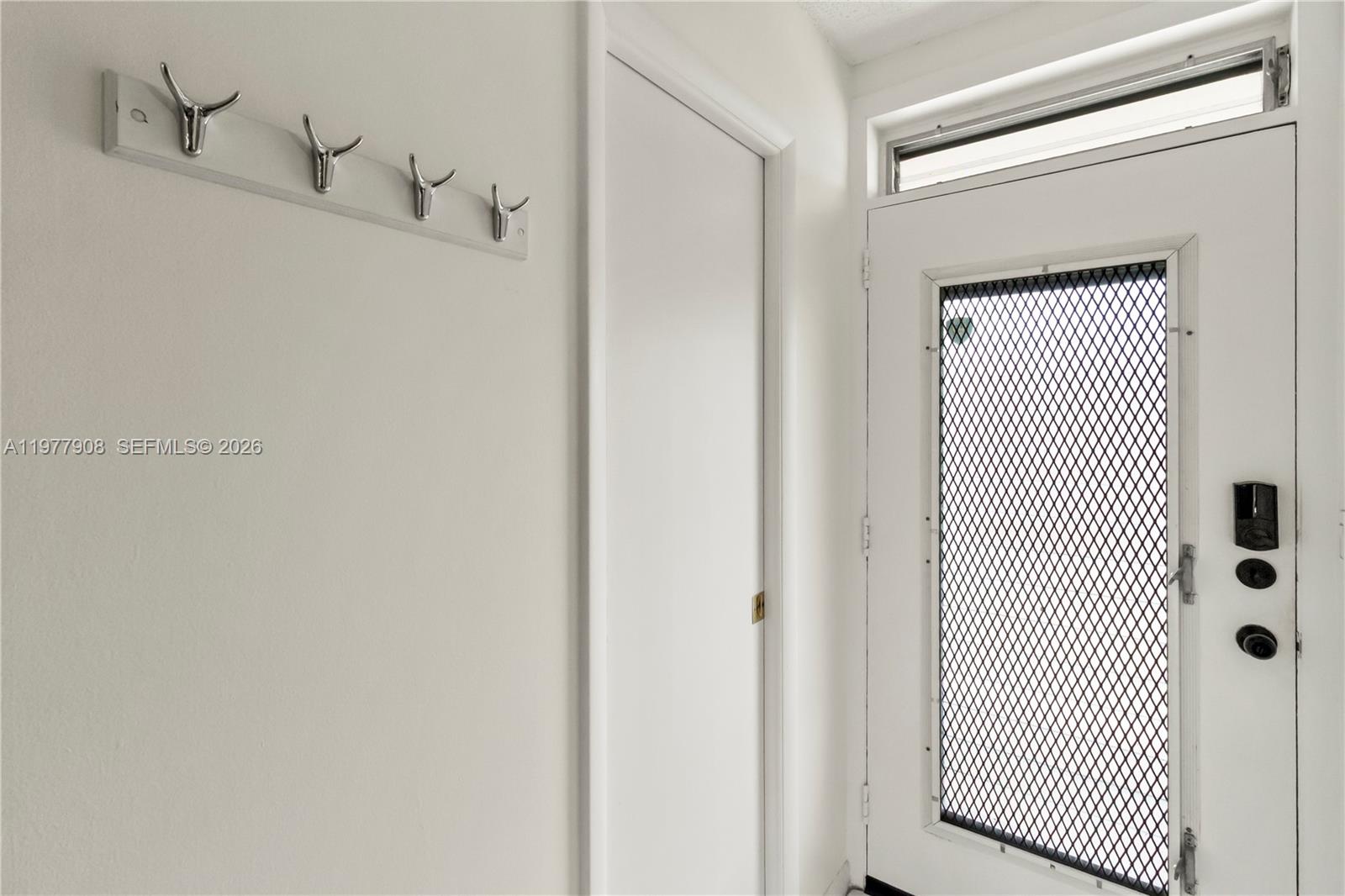 LAUDERDALE OAKS CONDO XV - Residential