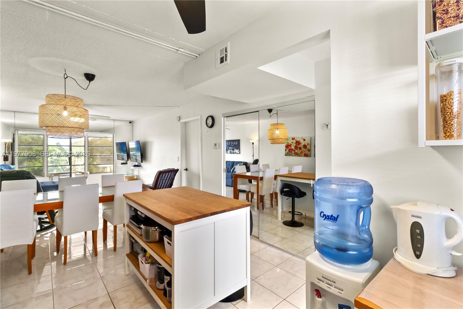 LAUDERDALE OAKS CONDO XV - Residential