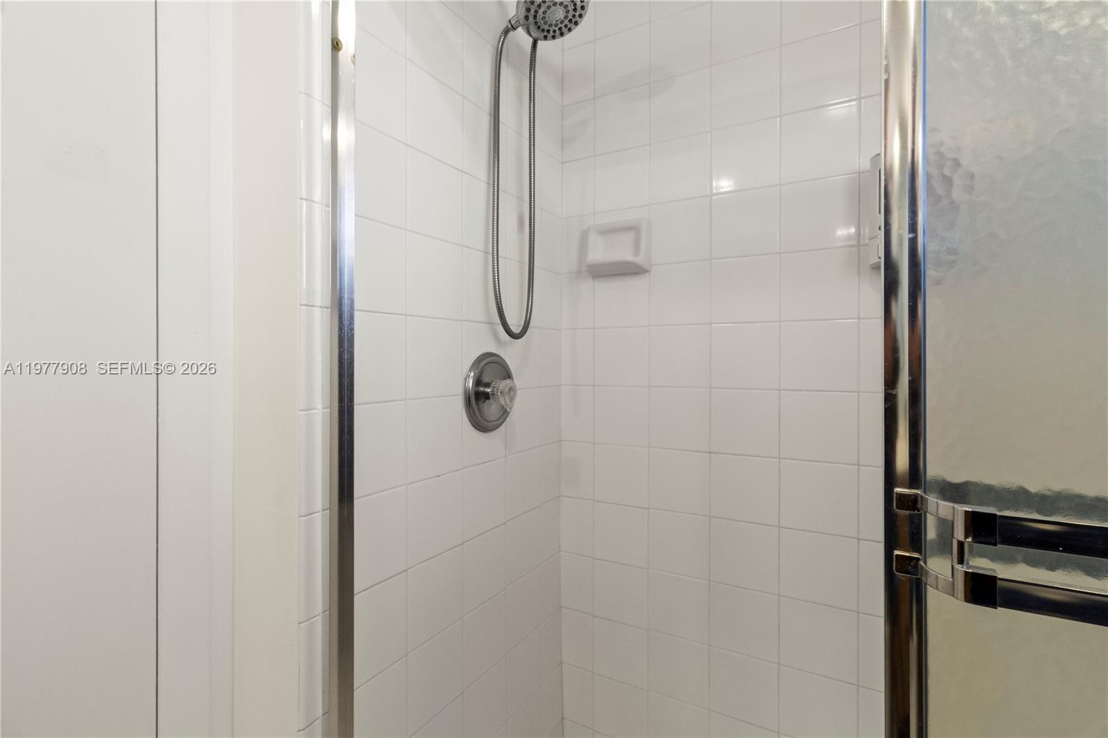 LAUDERDALE OAKS CONDO XV - Residential