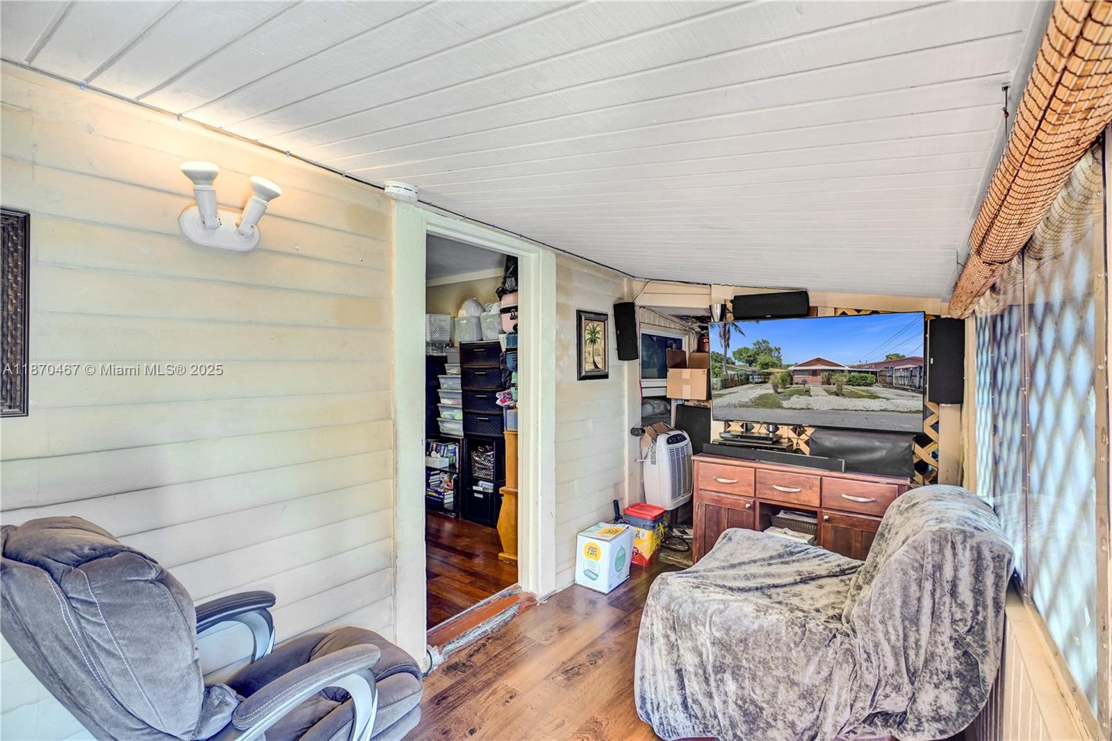 DIXIE HIGHWAY TRACK - Residential