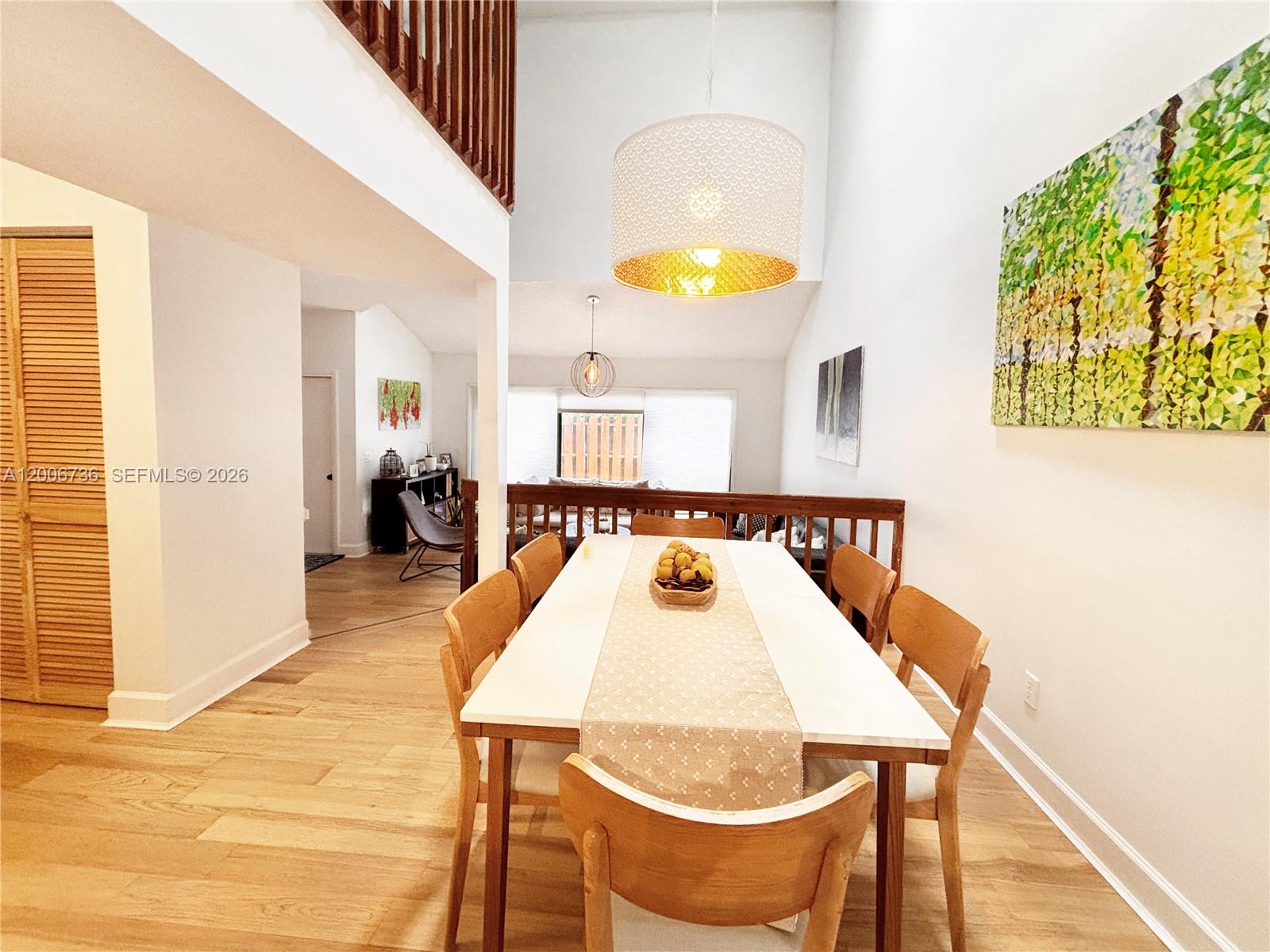 PINE ISLAND LAKES TOWNHOM - Residential