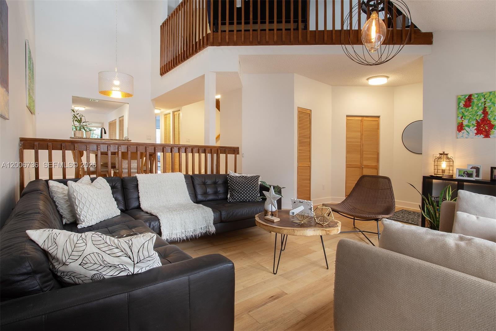 PINE ISLAND LAKES TOWNHOM - Residential