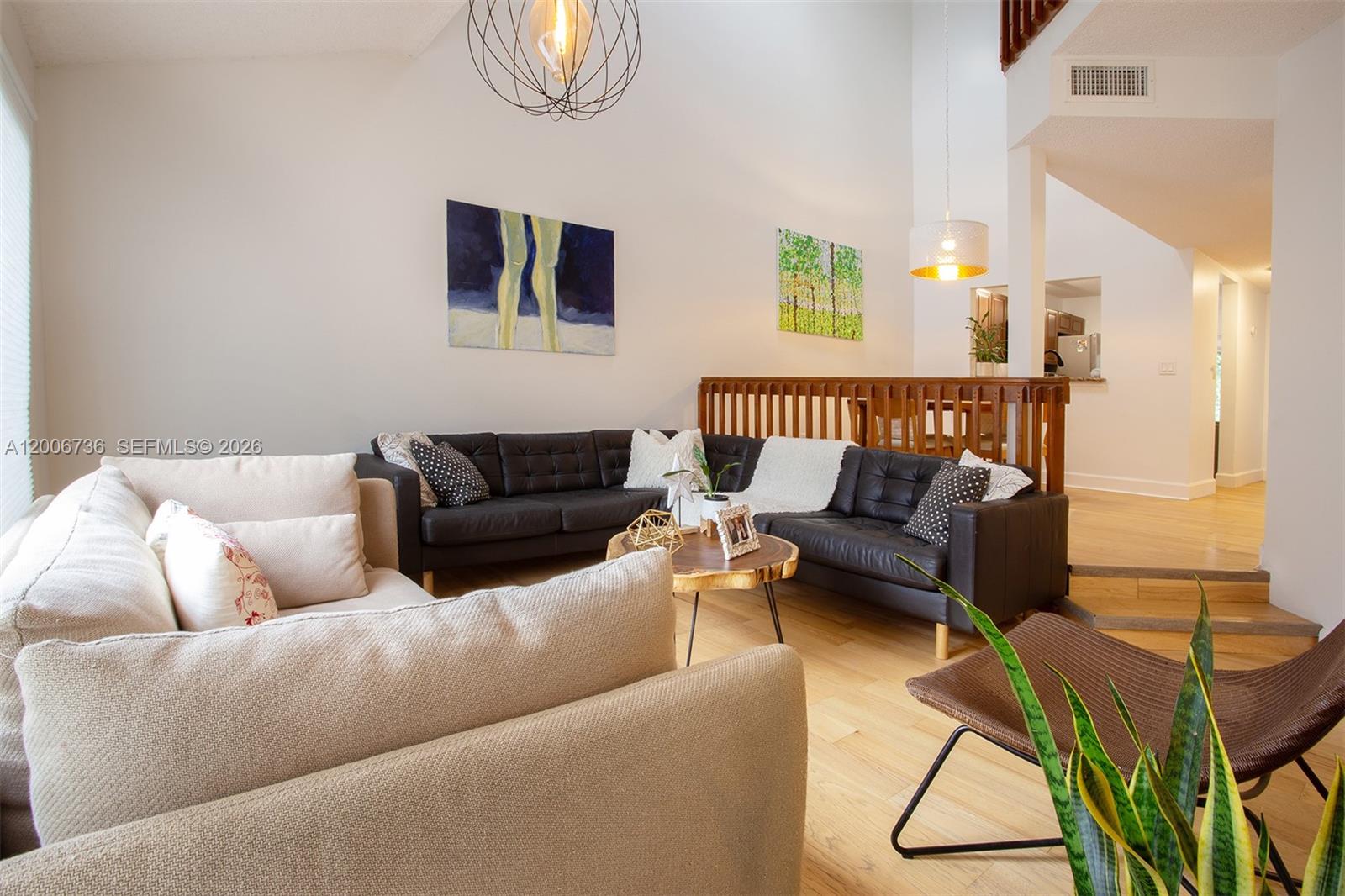 PINE ISLAND LAKES TOWNHOM - Residential