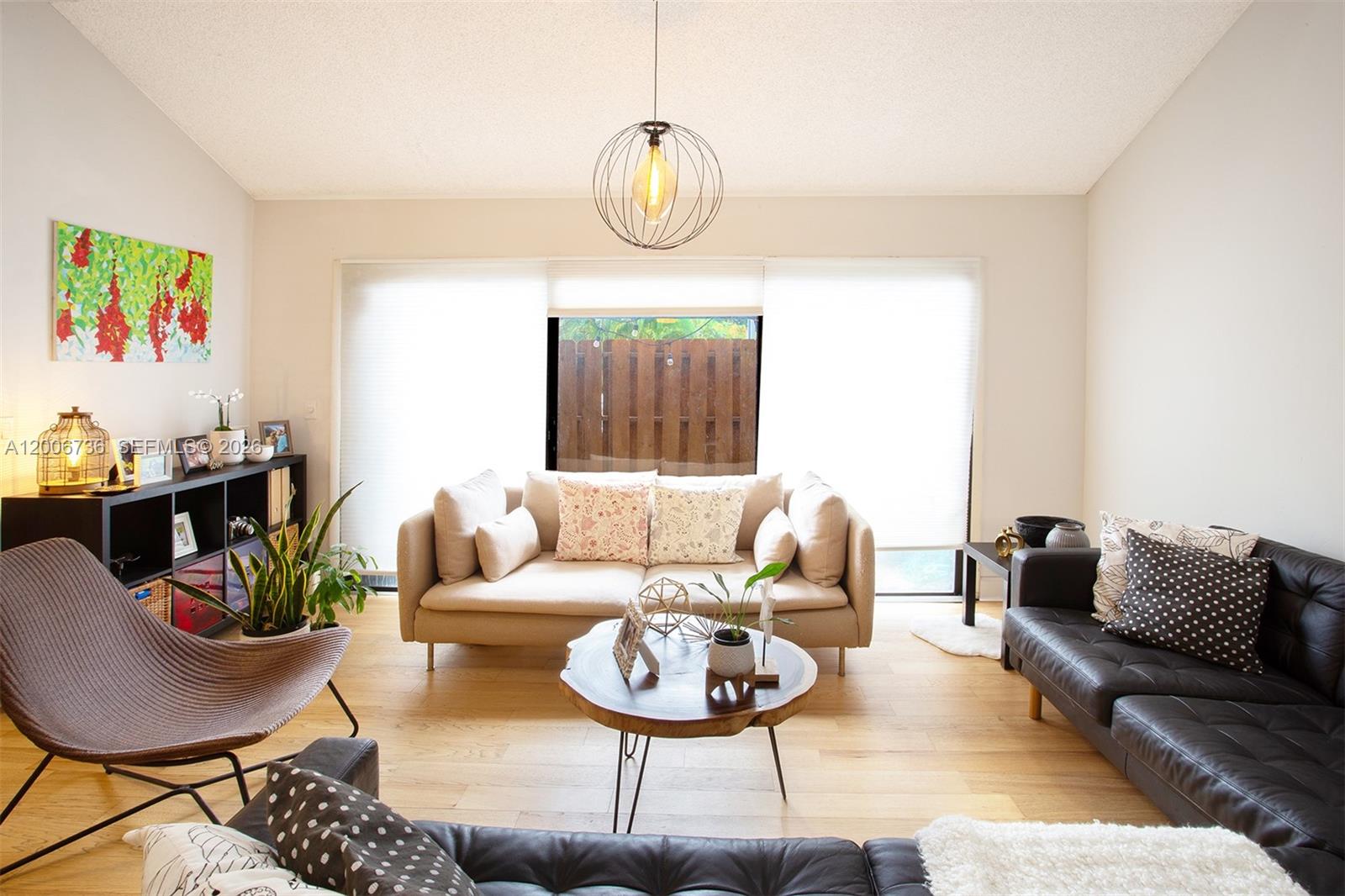 PINE ISLAND LAKES TOWNHOM - Residential