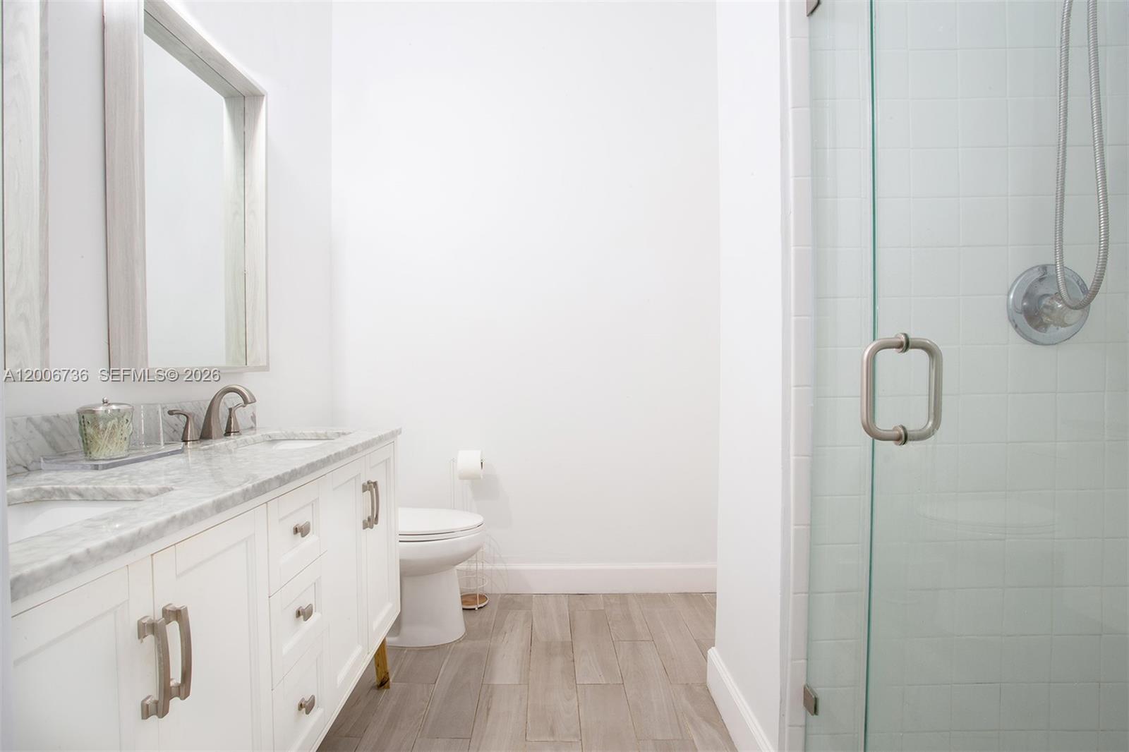 PINE ISLAND LAKES TOWNHOM - Residential