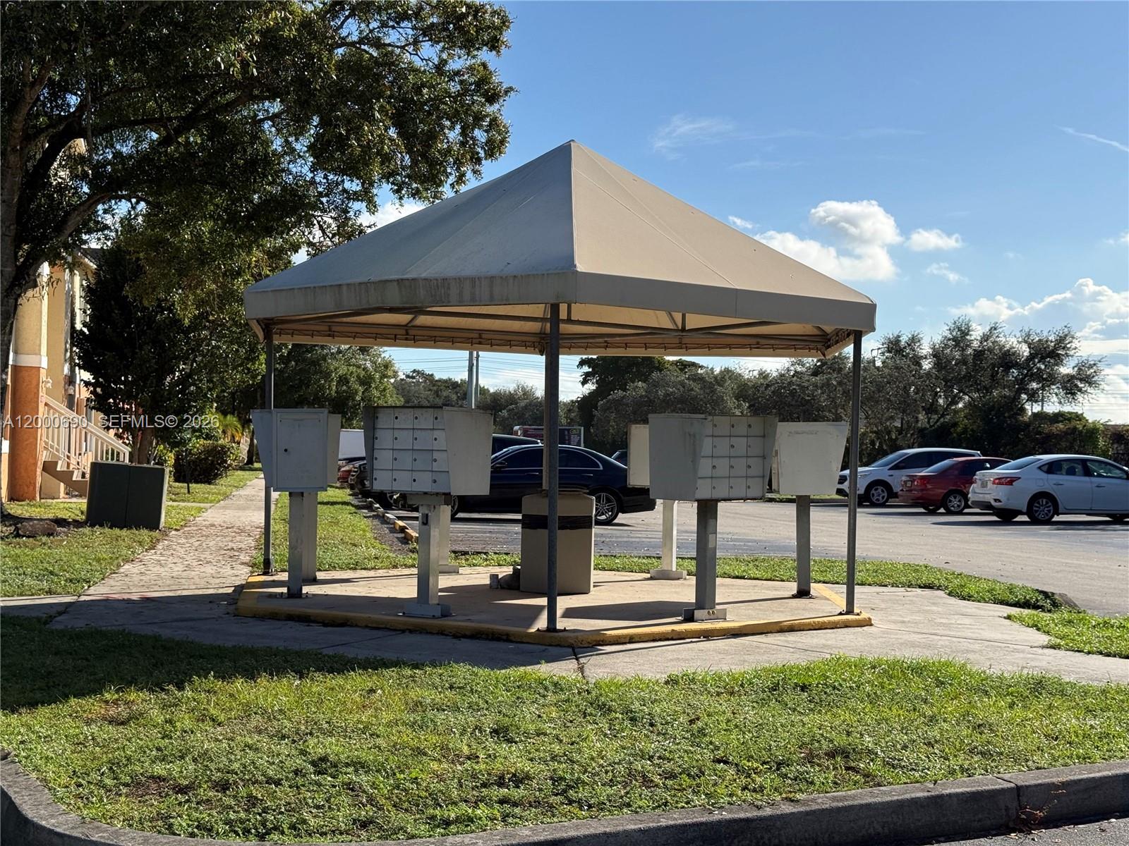 LAKEWOOD AT EMERALD HILLS - Residential