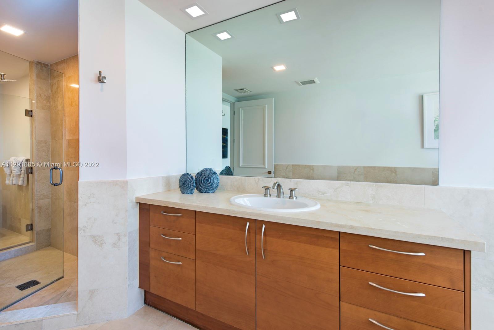 THE BATH CLUB - Residential