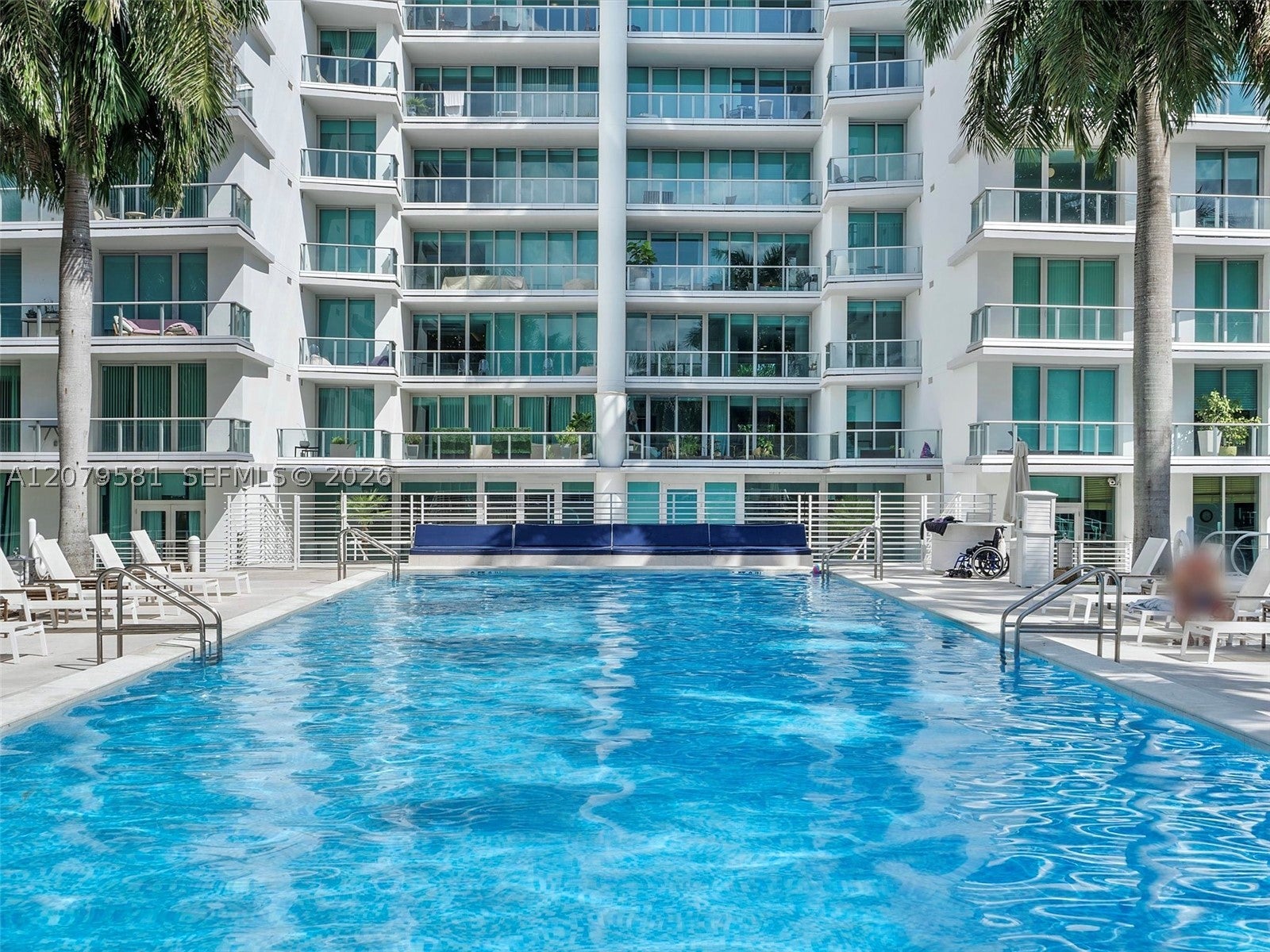 2627 S Bayshore Dr 2106
