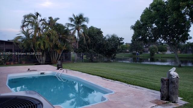 12600 SW 10th Ct