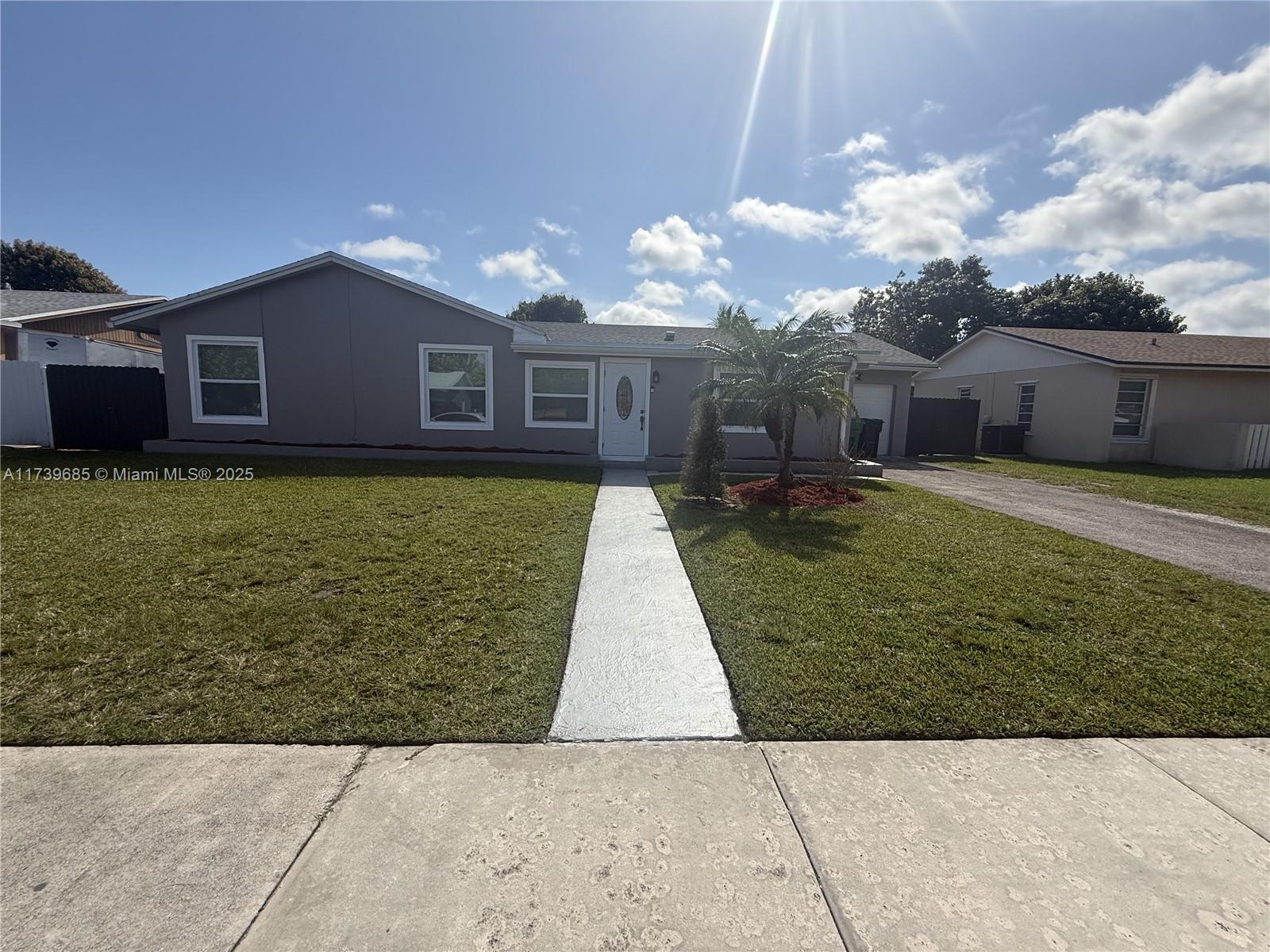Rental Property at 11042 Sw 166th Ter 11042, Miami, Broward County, Florida - Bedrooms: 4 
Bathrooms: 2  - $4,400 MO.