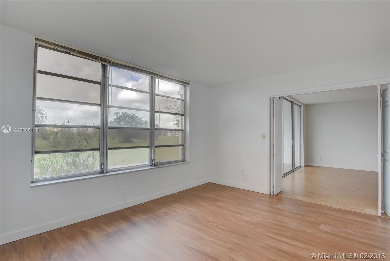 PALM-AIRE COUNTRY CLUB CO - Residential