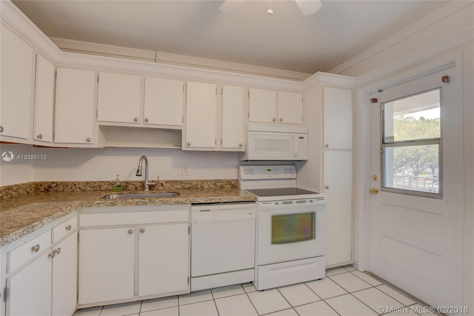 PALM-AIRE COUNTRY CLUB CO - Residential