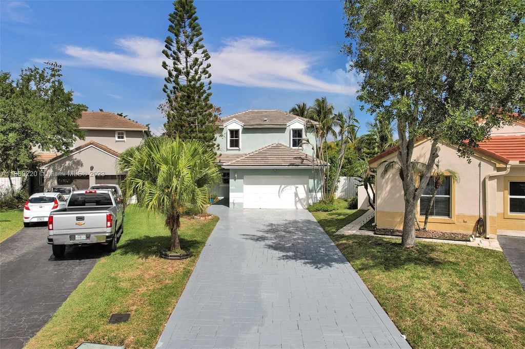 Photo of 19299 NW 22nd St, Pembroke Pines, FL 33029 (MLS # A11369220)