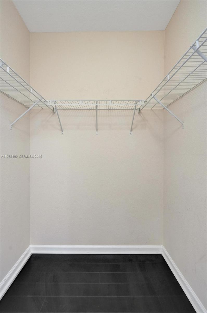 WOODLANDS VILLAS - Residential