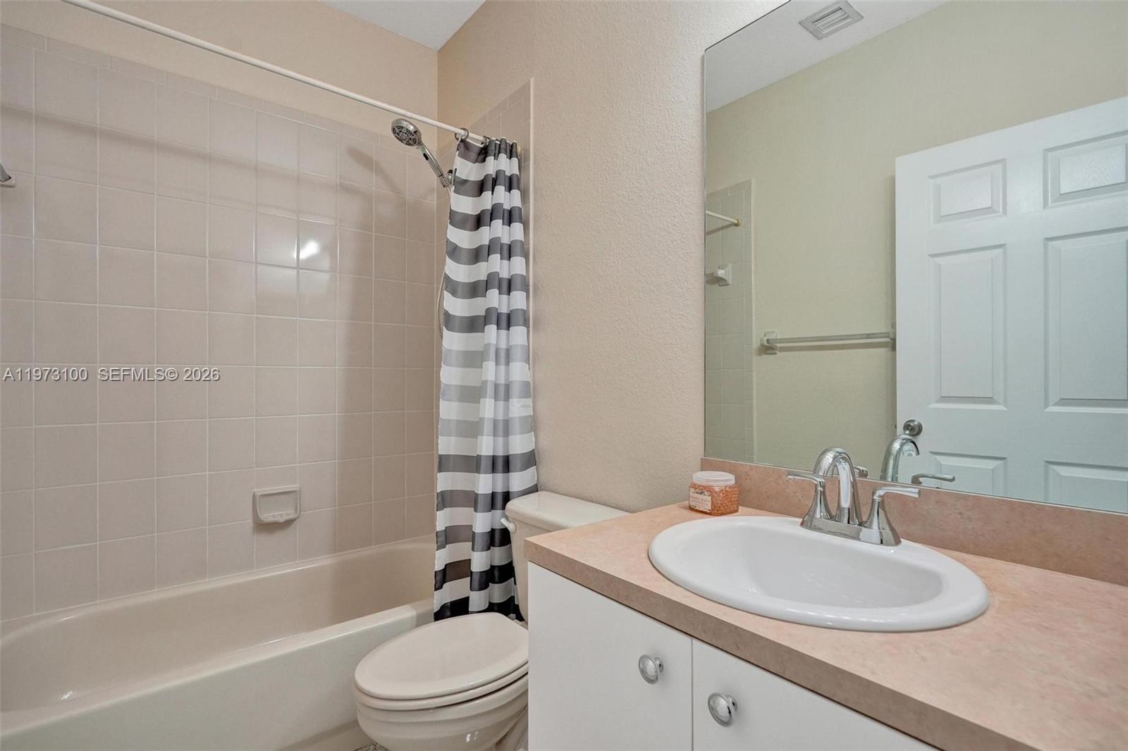 WOODLANDS VILLAS - Residential