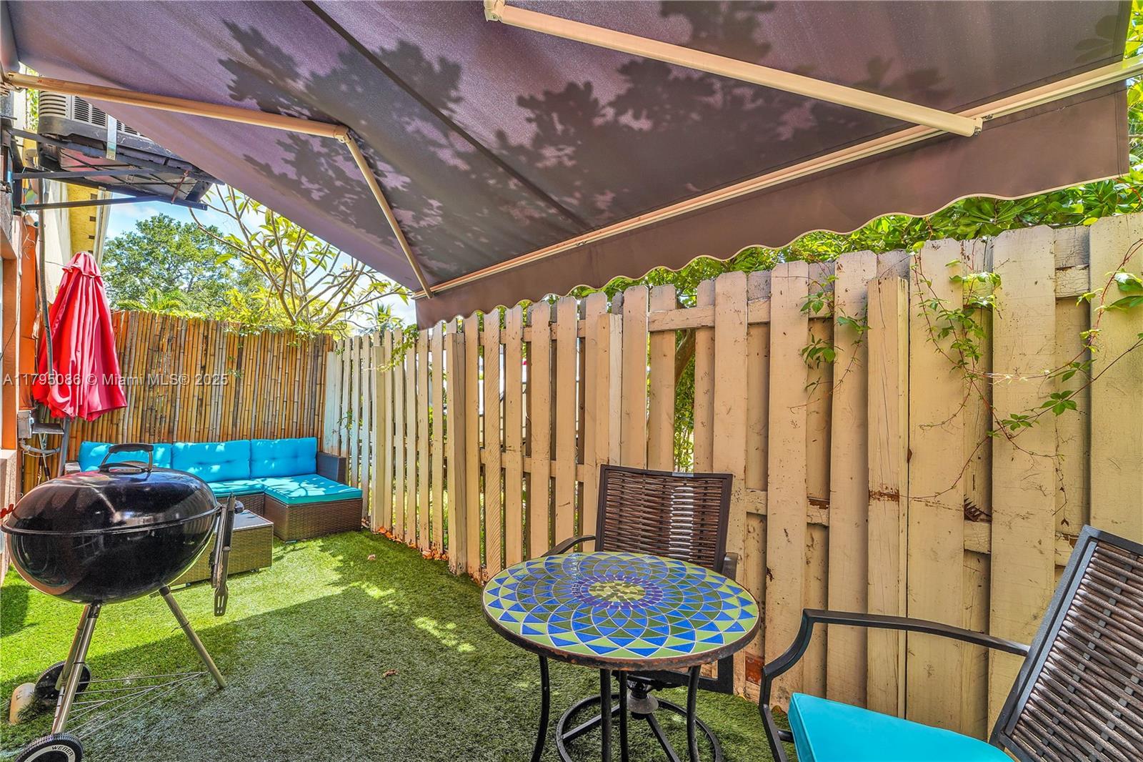 TUSCAN VIEW CONDOMINIUM - Residential