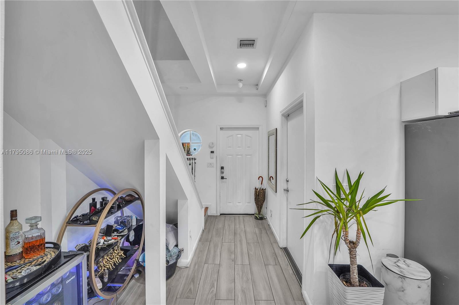TUSCAN VIEW CONDOMINIUM - Residential