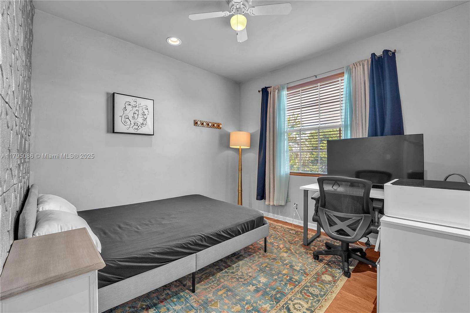TUSCAN VIEW CONDOMINIUM - Residential