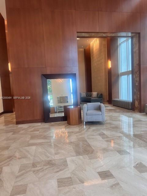 BRICKELL ON THE RIVER N T - Residential