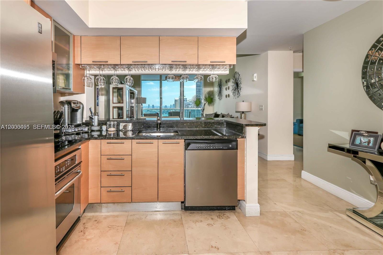 BRICKELL ON THE RIVER N T - Residential