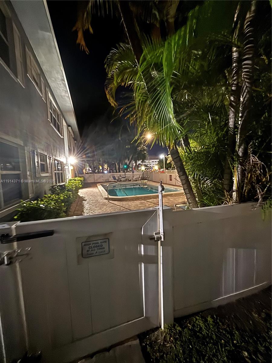 GEORGEN ARMS INC CONDO - Residential Lease