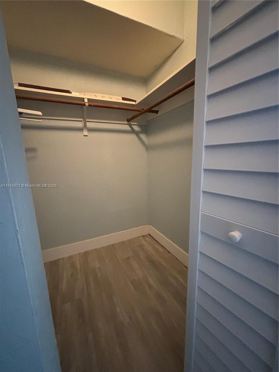 GEORGEN ARMS INC CONDO - Residential Lease