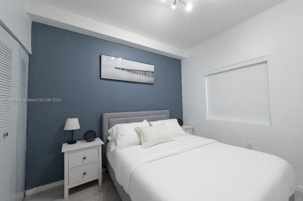 EMILIA CONDO - Residential