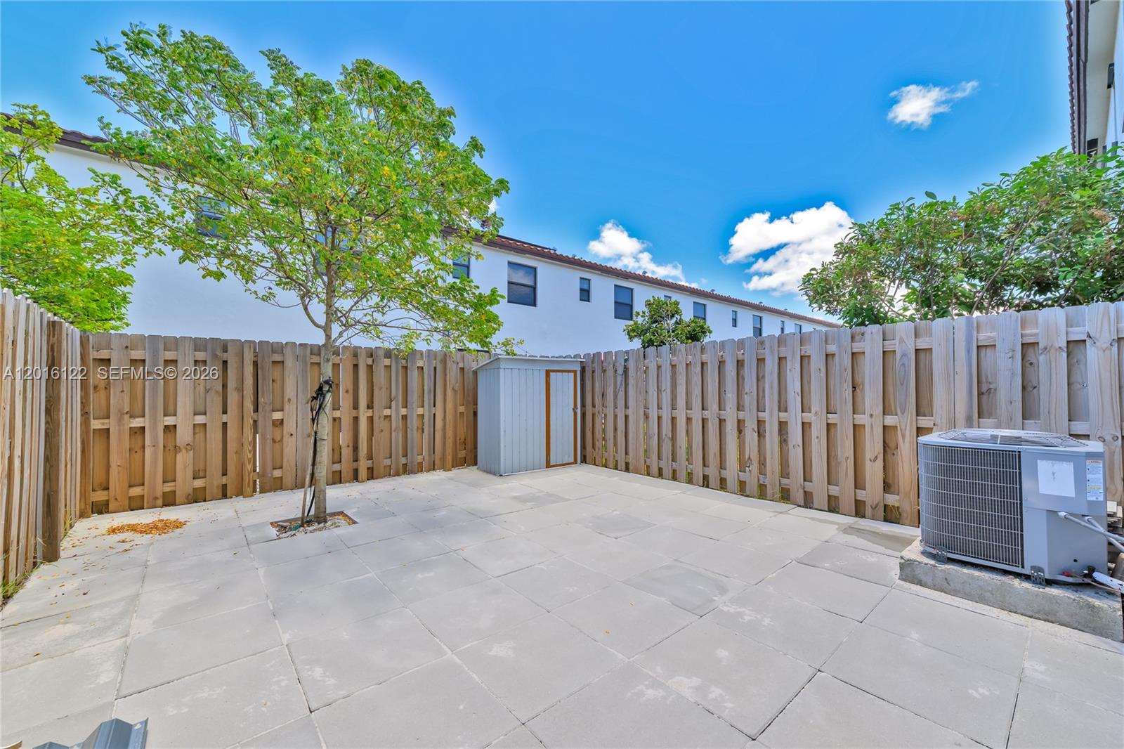 SILVER PALM RESIDENTIAL H - Residential