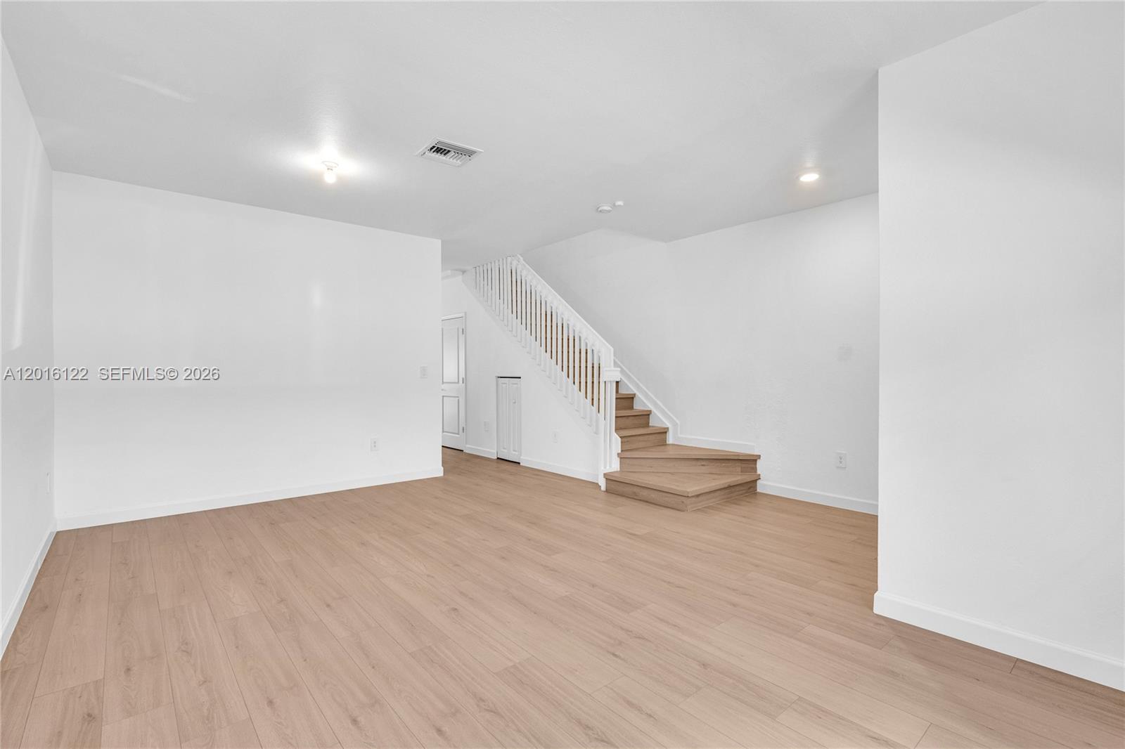 SILVER PALM RESIDENTIAL H - Residential