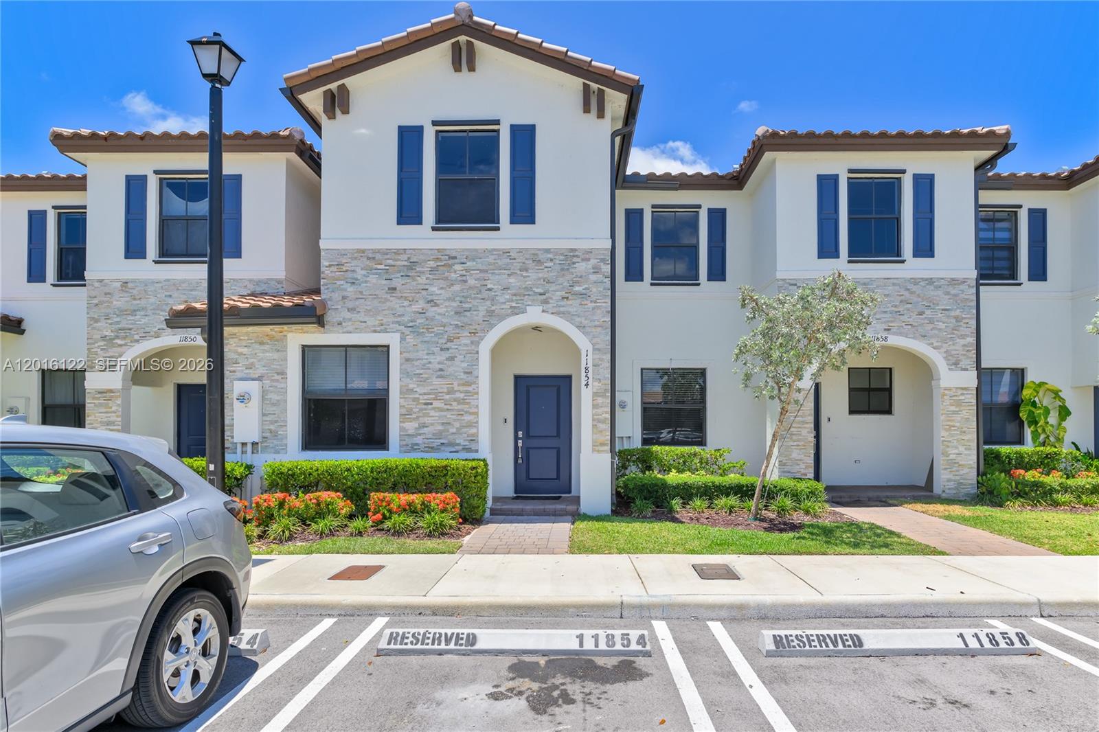 SILVER PALM RESIDENTIAL H - Residential