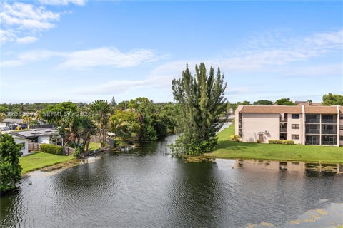 Photo of 2711 NW 104th Ave #407, Sunrise, FL 33322 (MLS # A12089574)