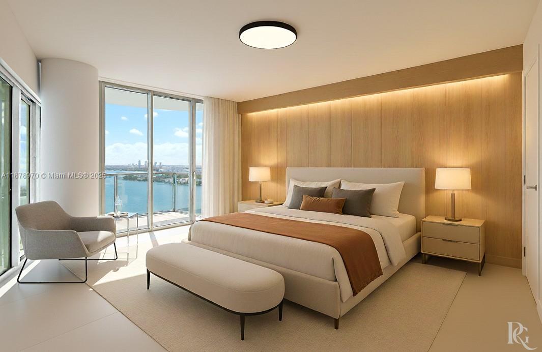 PARAMOUNT BAY CONDO - Residential