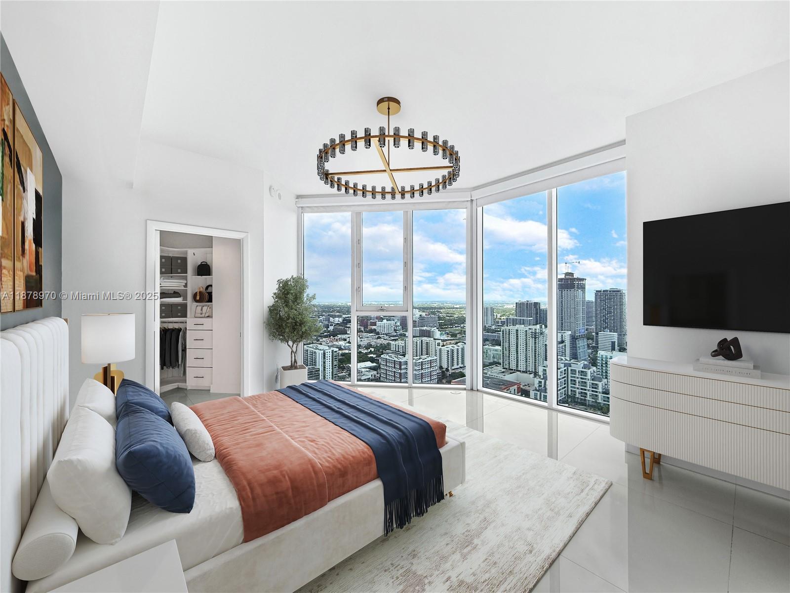 PARAMOUNT BAY CONDO - Residential