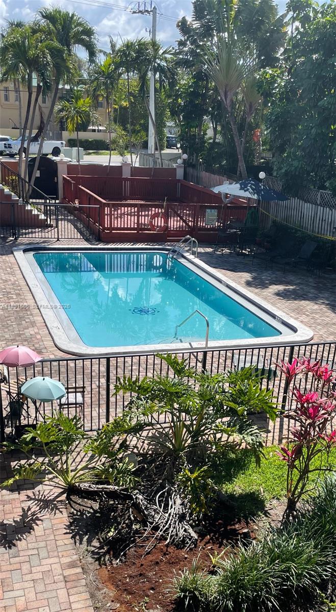 SEA BREEZE II CONDO - Residential