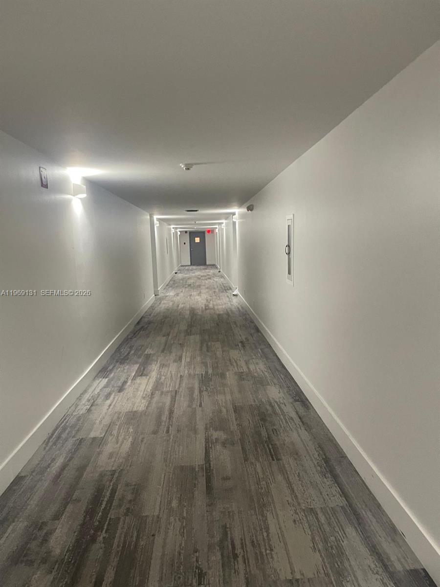 BUILDING 1A OF COUNTRY CL - Residential