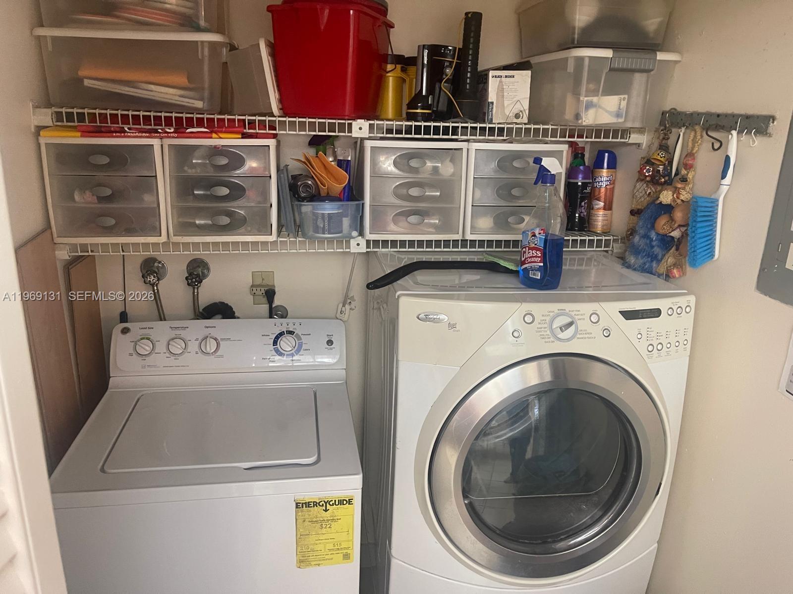 BUILDING 1A OF COUNTRY CL - Residential