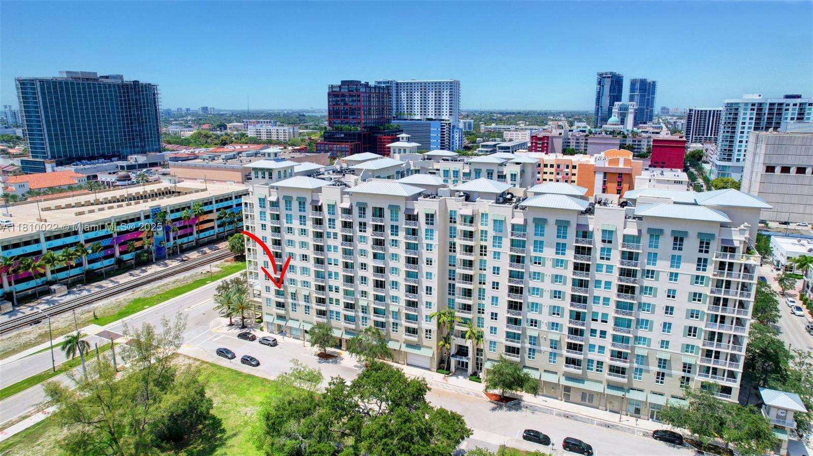 CITY PALMS CONDO - Residential Lease