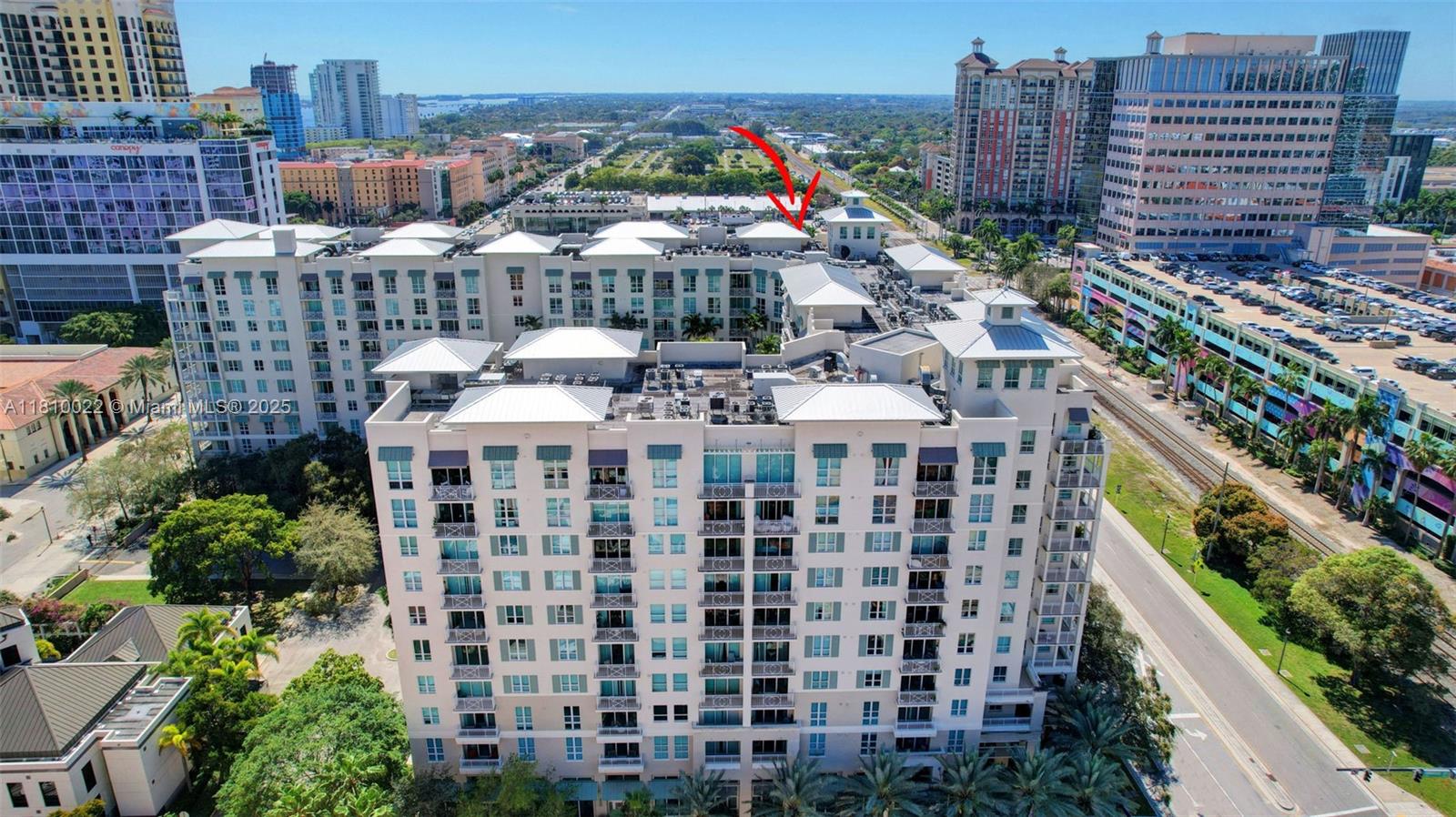 CITY PALMS CONDO - Residential Lease