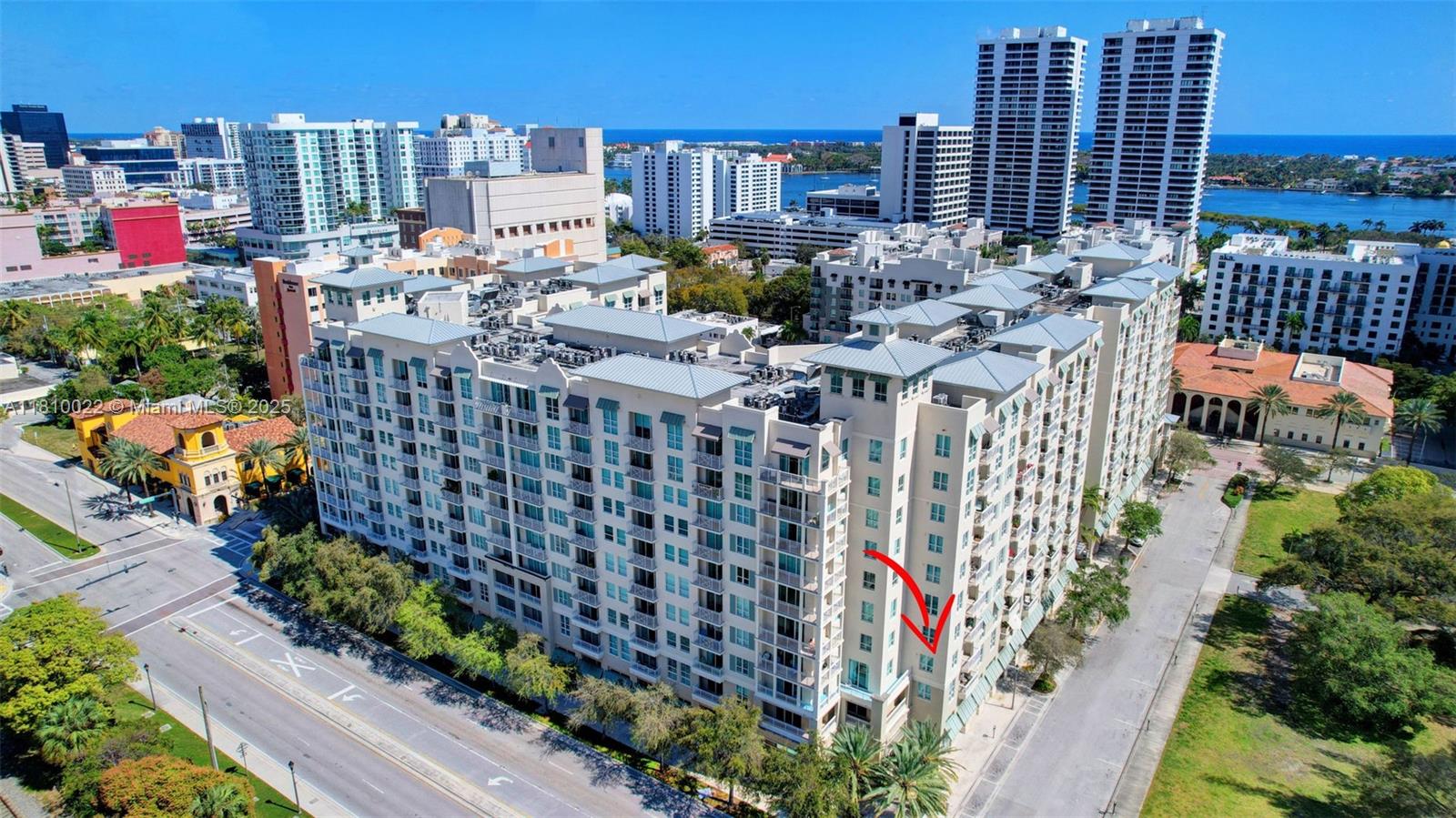 CITY PALMS CONDO - Residential Lease