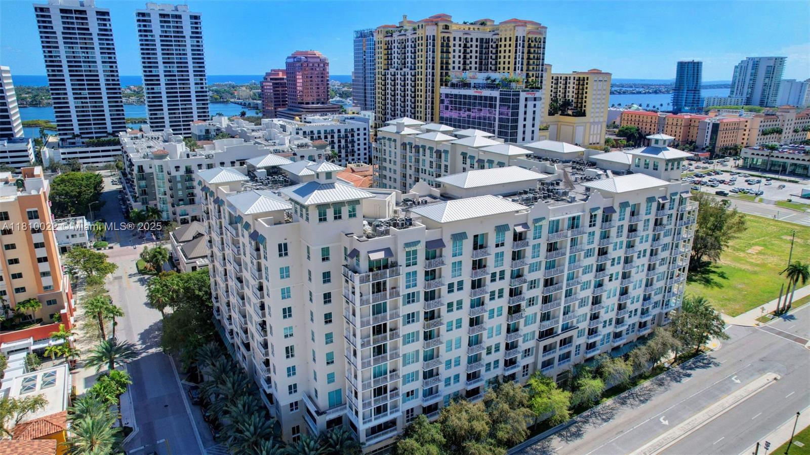 CITY PALMS CONDO - Residential Lease