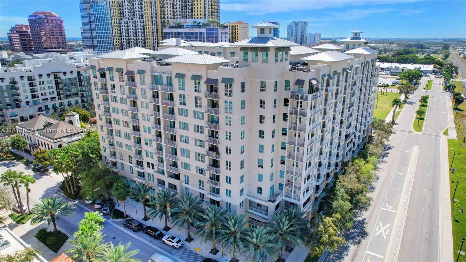 CITY PALMS CONDO - Residential Lease