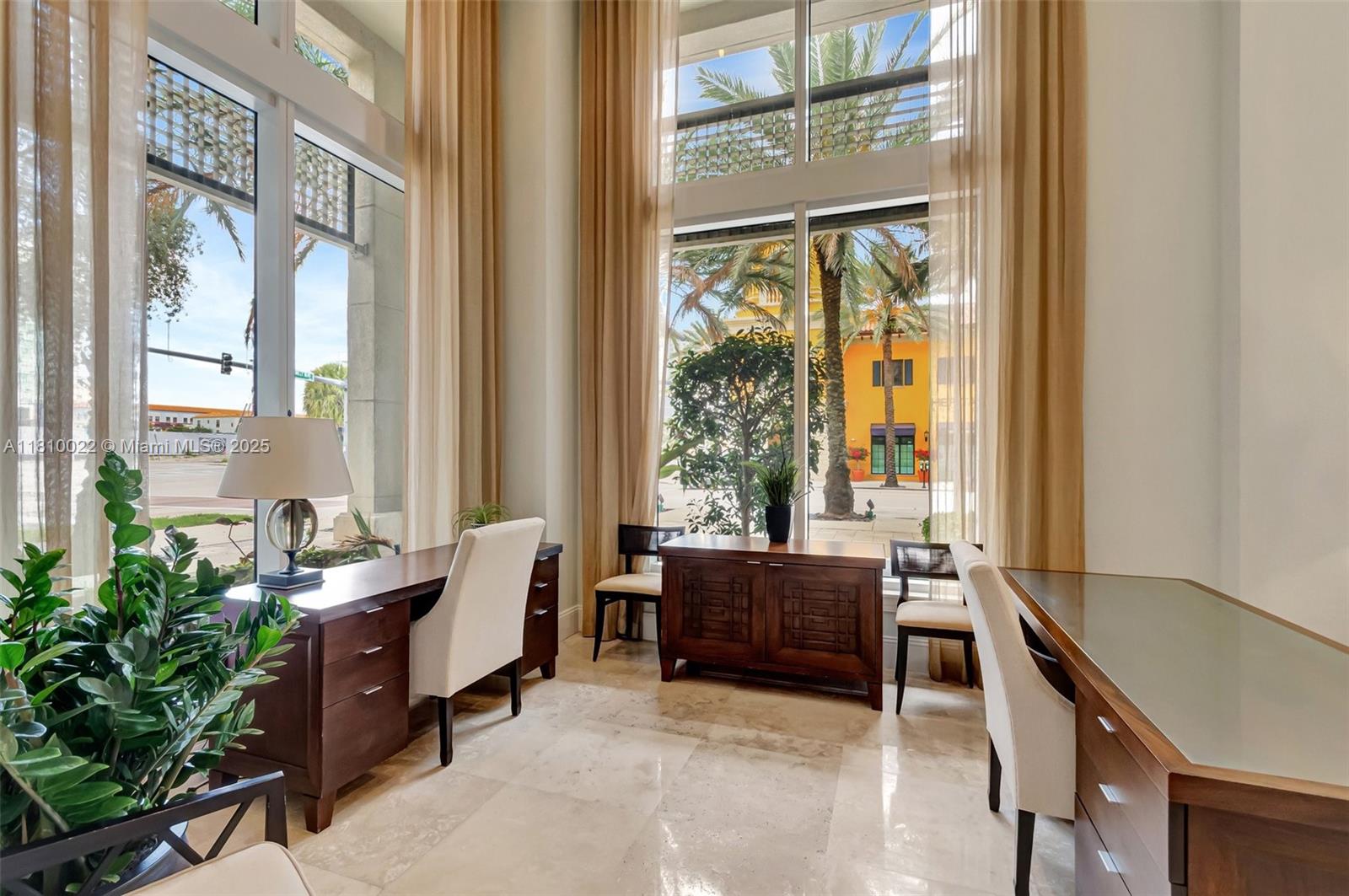 CITY PALMS CONDO - Residential Lease