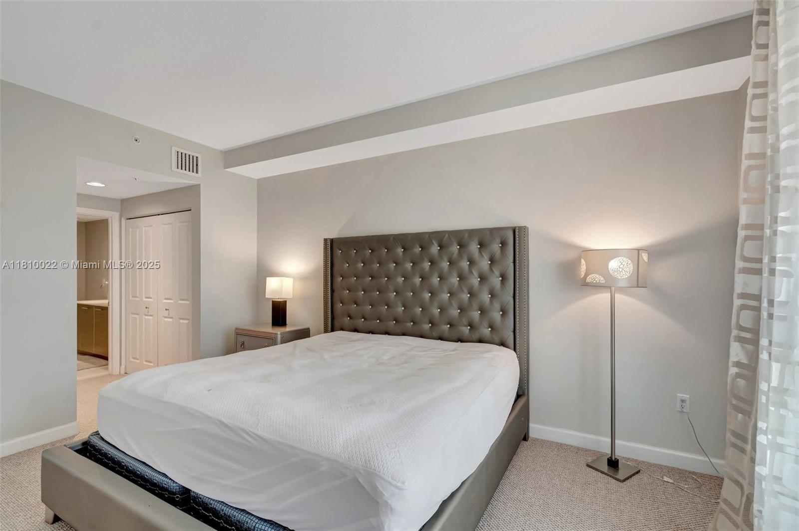 CITY PALMS CONDO - Residential Lease