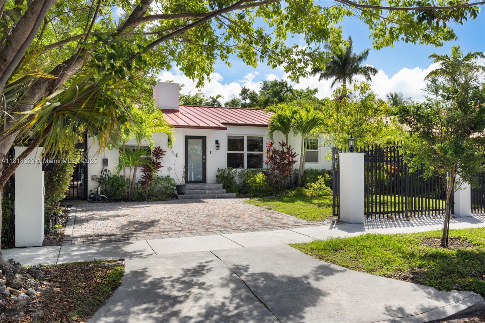 Property for Sale at 261 Sw 30th Rd, Miami, Broward County, Florida - Bedrooms: 4 
Bathrooms: 3  - $1,899,000