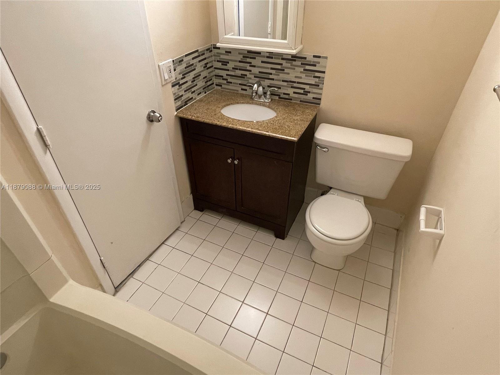 COURTYARDS AT DAVIE CONDO - Residential Lease