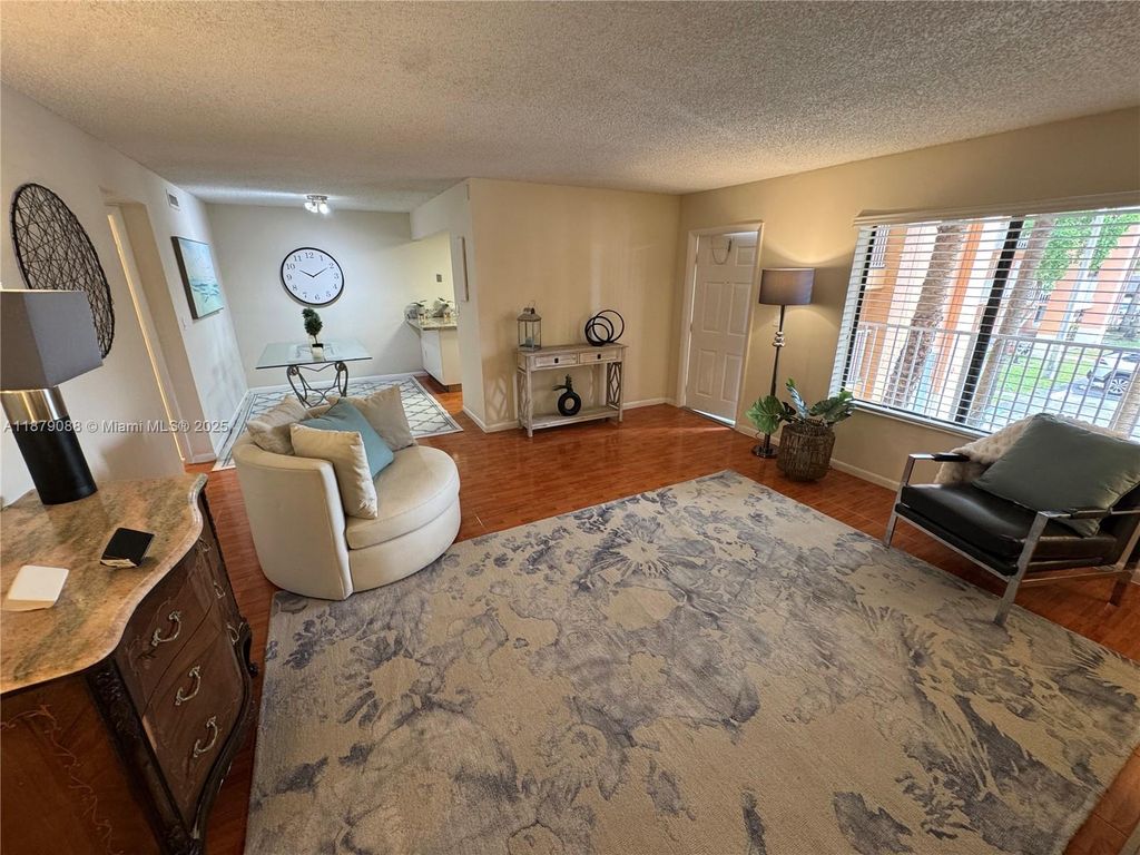 Photo of 6900 SW 39th St #206J, Davie, FL 33314 (MLS # A11879088)